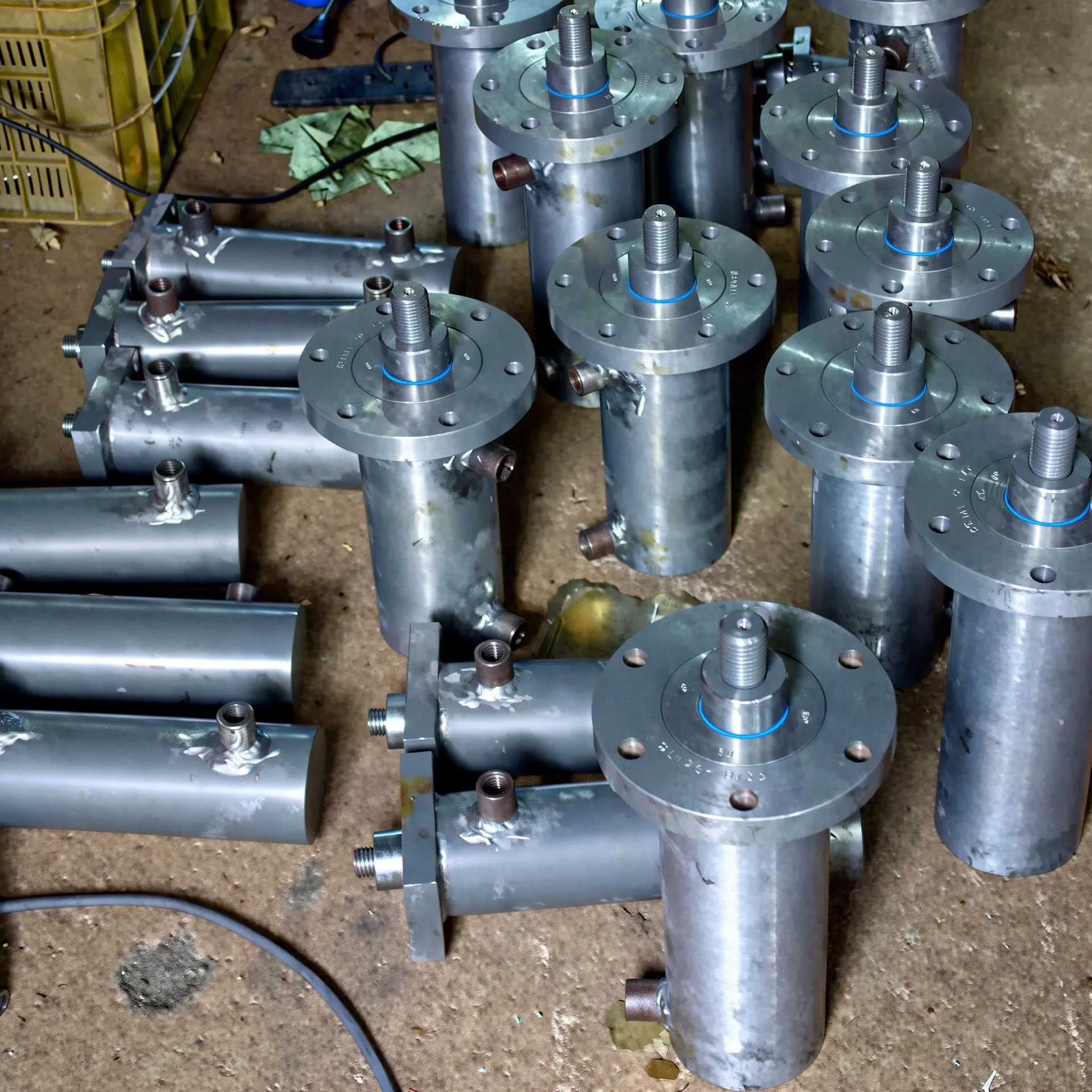 Industrial Hydraulic Cylinders & Actuator Systems - Image 3